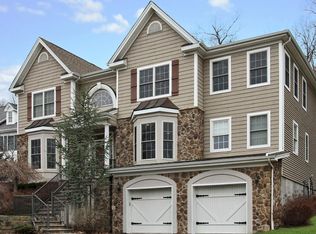 48 Overlook Rdg, Oakland, NJ 07436