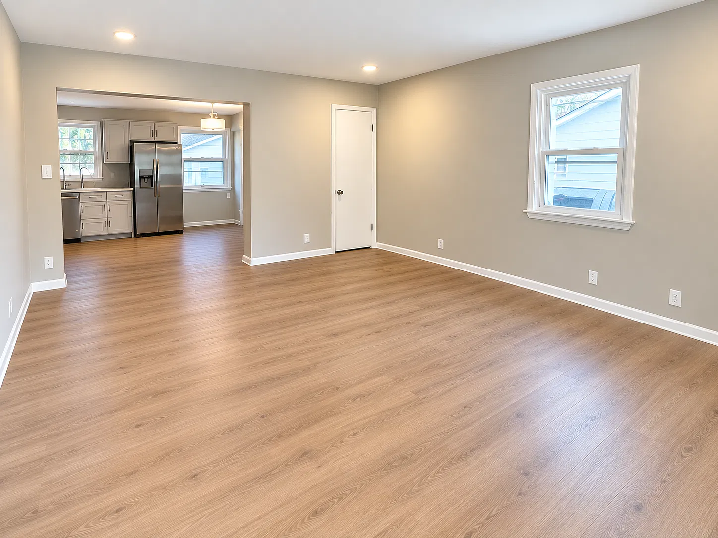 2018 White Way - 1 — Photo 4