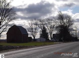 6668 N Barry Rd, Wheeler, MI 48662