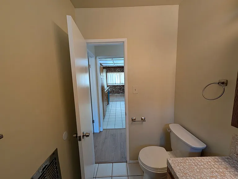 307 N Curtis Ave — Photo 37