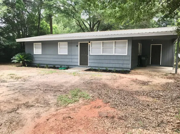 5218 Victoria Dr, Milton, FL 32570