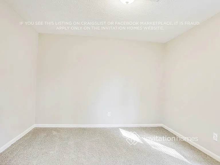 478 Sherwood Cir — Photo 17