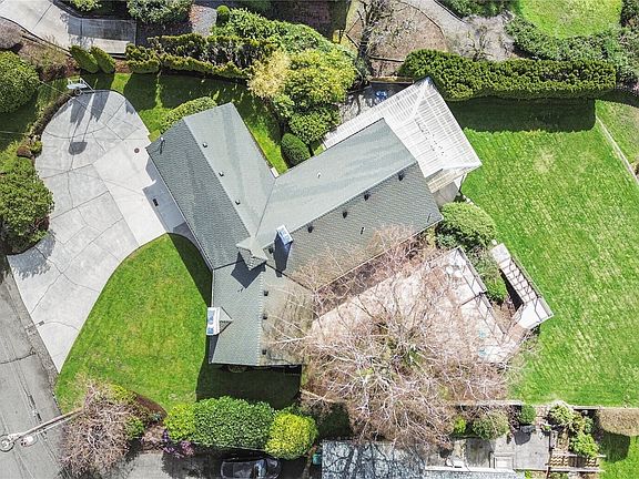 3rd image of 456 View Ridge Drive