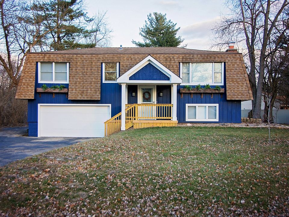 1st image of 3420 N Pheasant Dr