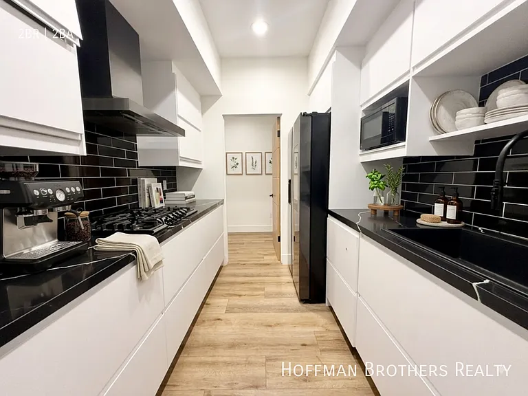 14159 Dickens St #303 — Photo 12