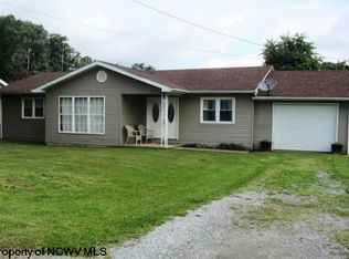 583 Laurel Park Rd, Clarksburg, WV 26301