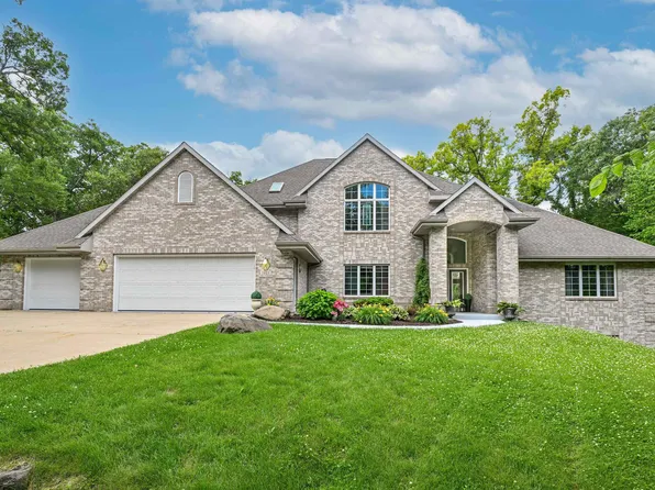 2023 W Glenmoor Ln, Janesville, WI 53545