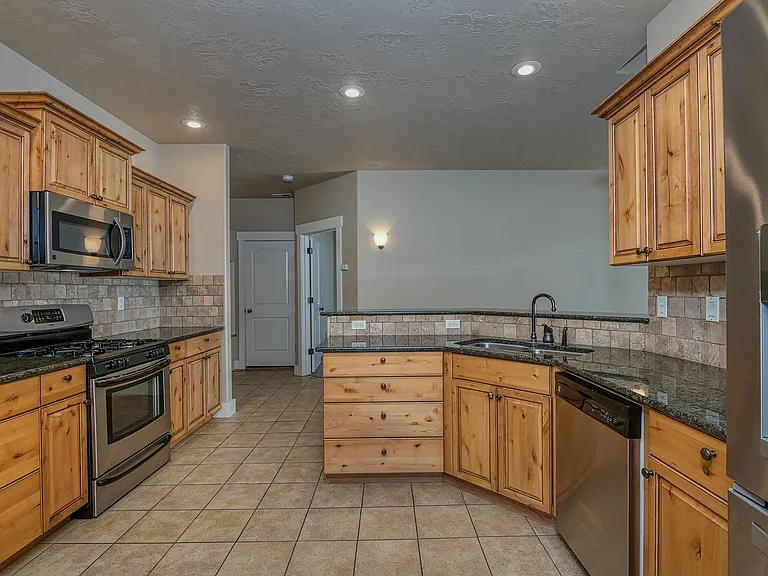 4493 W Prickly Pear Dr — Photo 13