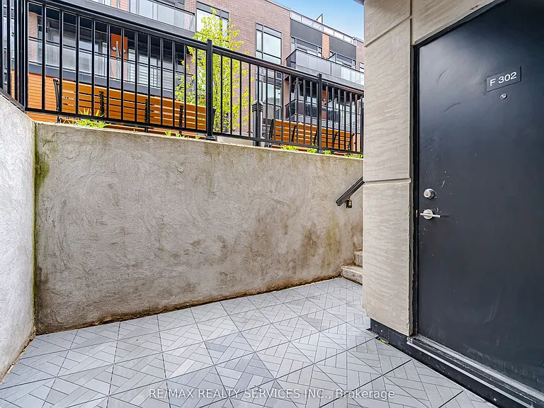 26 Coles Ave #302 — Photo 38