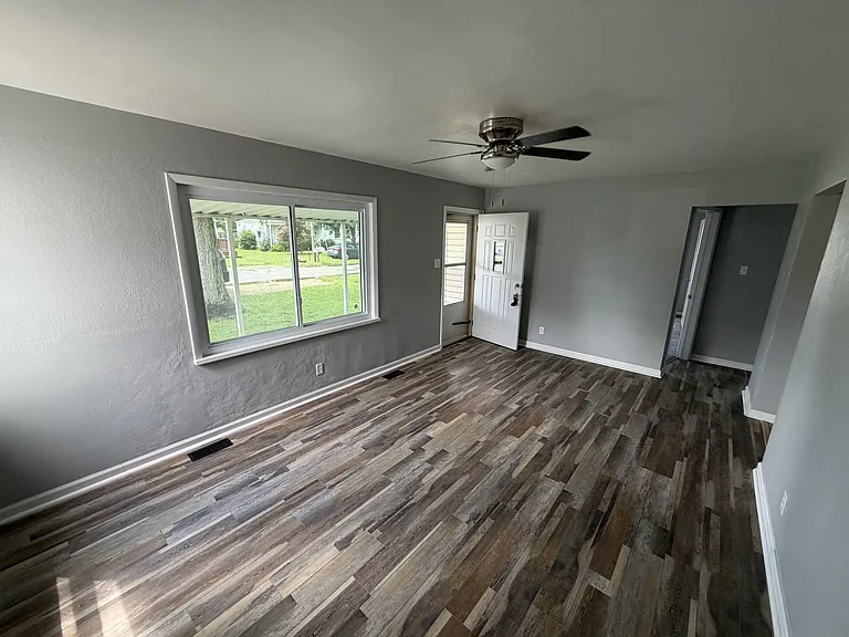 3404 S Grant St — Photo 7