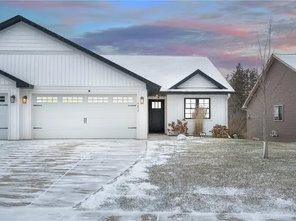 4854 Waylon Street, Eau Claire, WI 54703