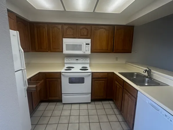 2201 W Union Hills Dr Unit 232, Phoenix, AZ 85027