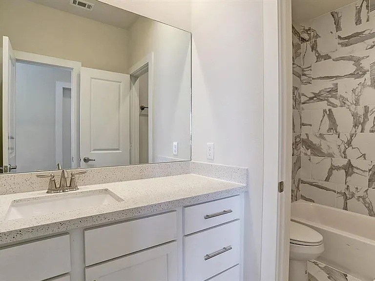 8808 Hollister Pine Ct — Photo 18