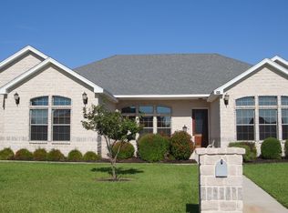 304 Rolling Ridge Dr, Del Rio, TX 78840