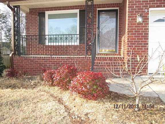 2nd image of 605 Woodhaven Dr