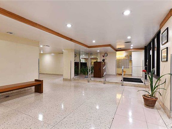 3rd image of 137-05 Franklin Ave APT 1A