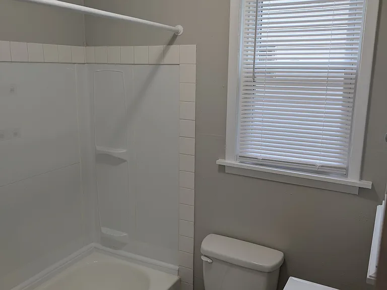42 Grandview Ave #1 — Photo 5