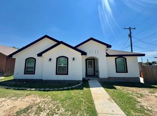 698 Paco St, Eagle Pass, TX 78852
