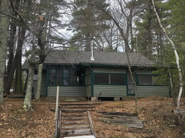 1557 O'Neil Rd, Eagle River, WI 54521