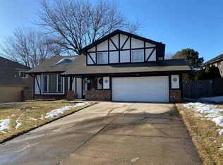 15692 Jackson Dr, Omaha, NE 68118