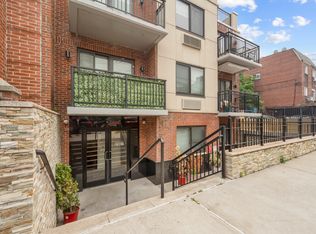 25-27 23rd St #2B, Astoria, NY 11102