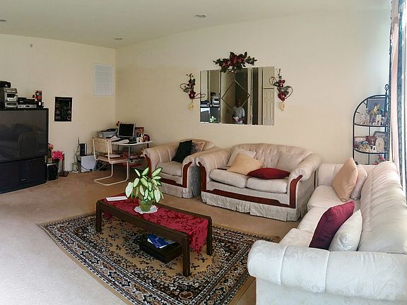 5th image of 145 Meridian Blvd