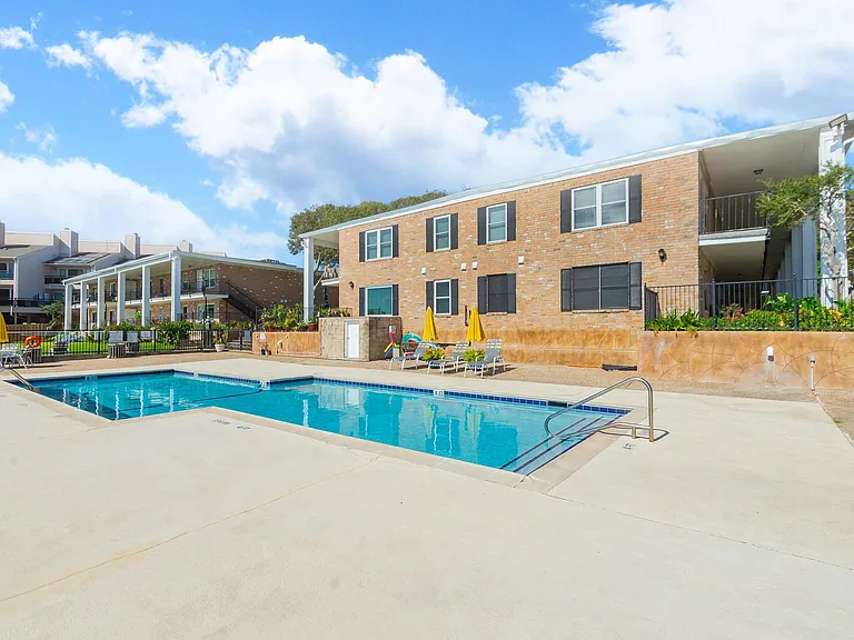 3535 Nasa Pkwy #86 — Photo 9