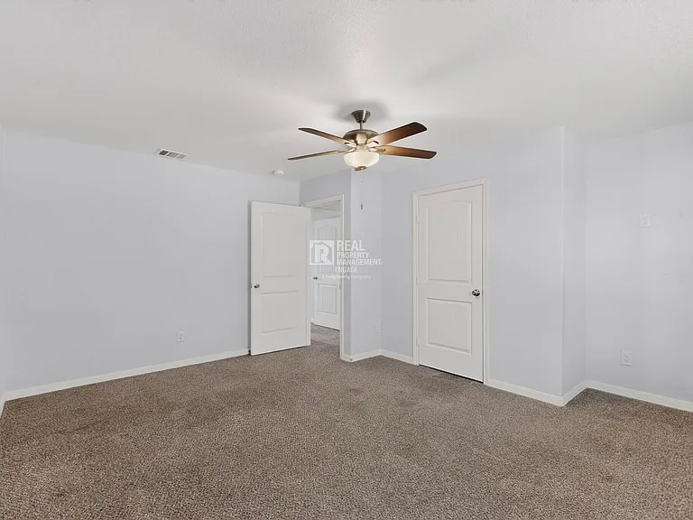 5838 Humbert Ave — Photo 41