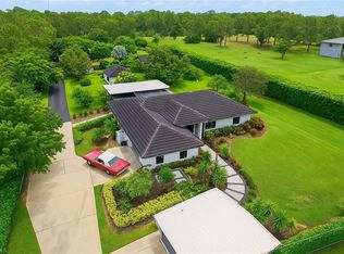 2560 2nd St NE, Naples, FL 34120