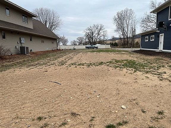 3rd image of 299 S Marina Dr Lot 5