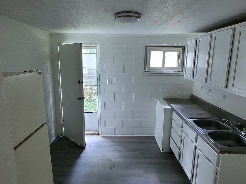 2nd image of 607 Blair Ave #A