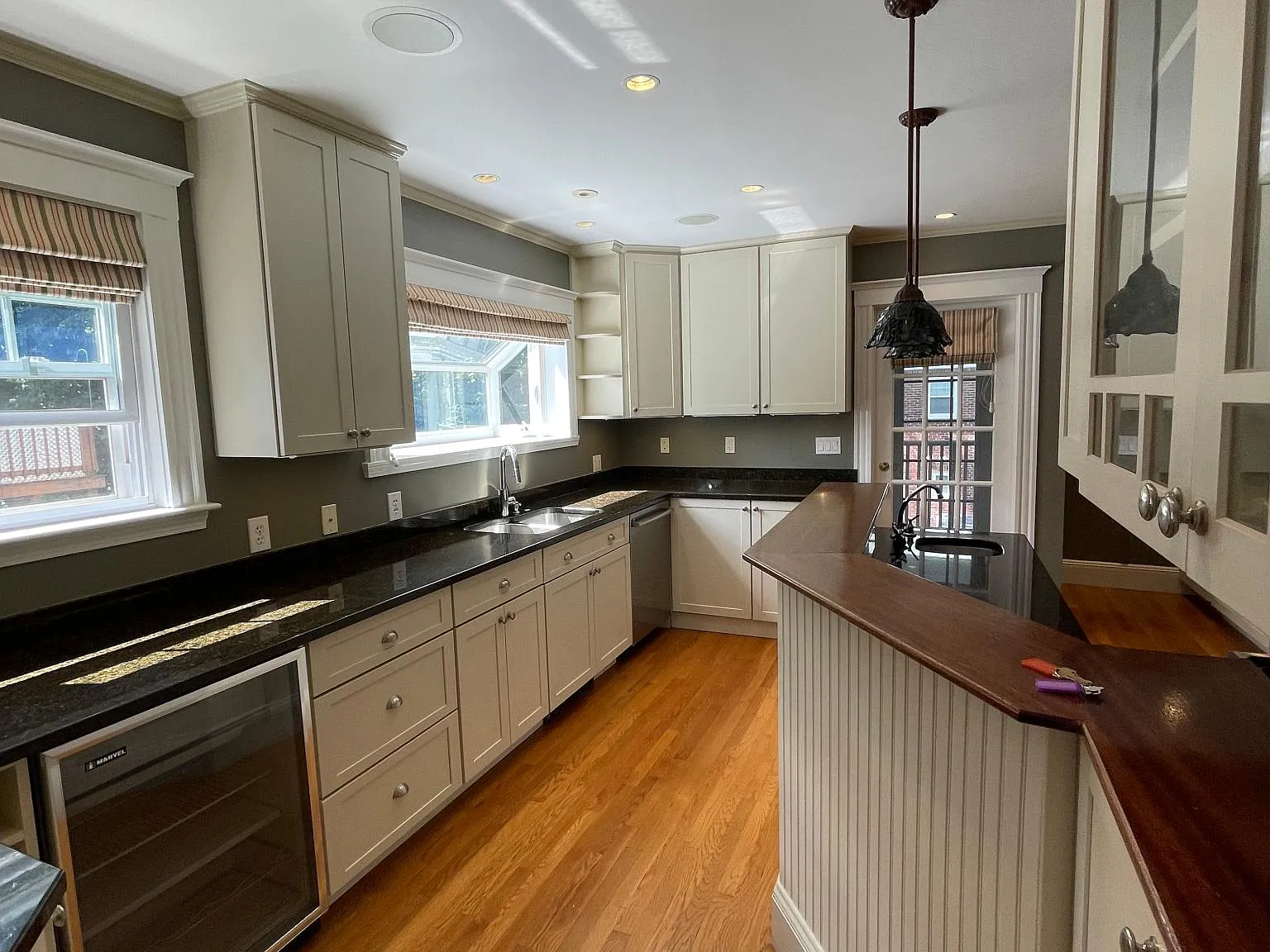 2 bed, 1500 sqft, $3,500 — Photo 2