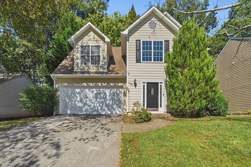 3 bed, 2.5 bath, 1843 sqft, $2,200 — Photo 1