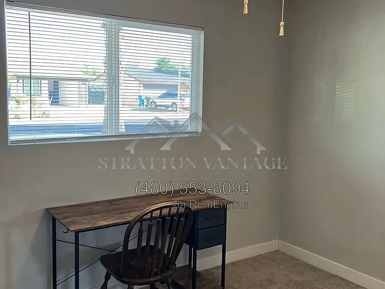 2732 E Michigan Ave — Photo 9