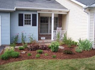 44 Pumpkin Hl, Rochester, NY 14624