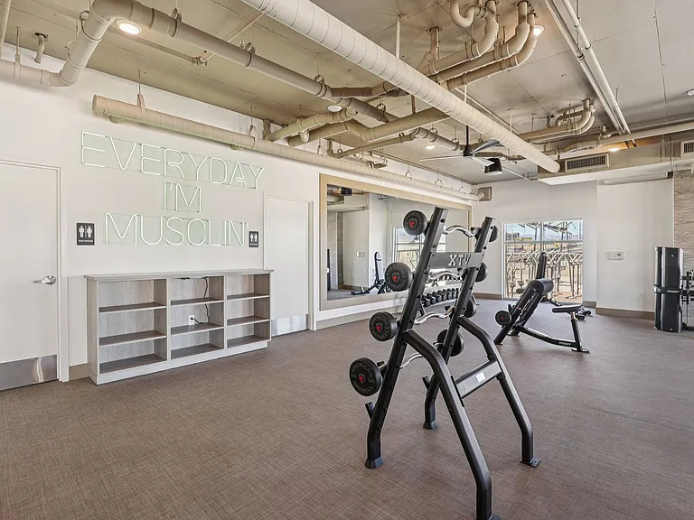 Lura Vegas Apartments — Photo 54