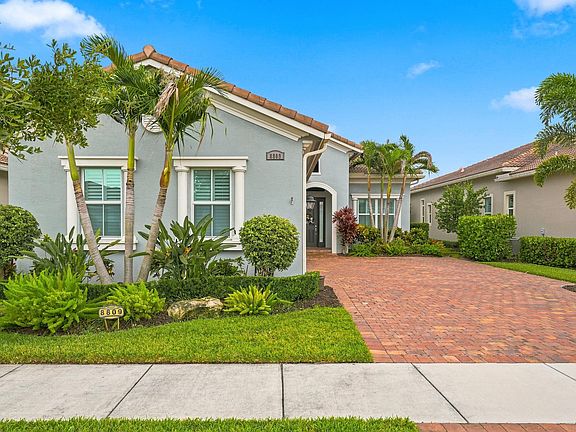 3rd image of 8809 SW Montova Way