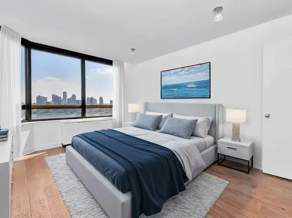 630 First Avenue image 2 of 10