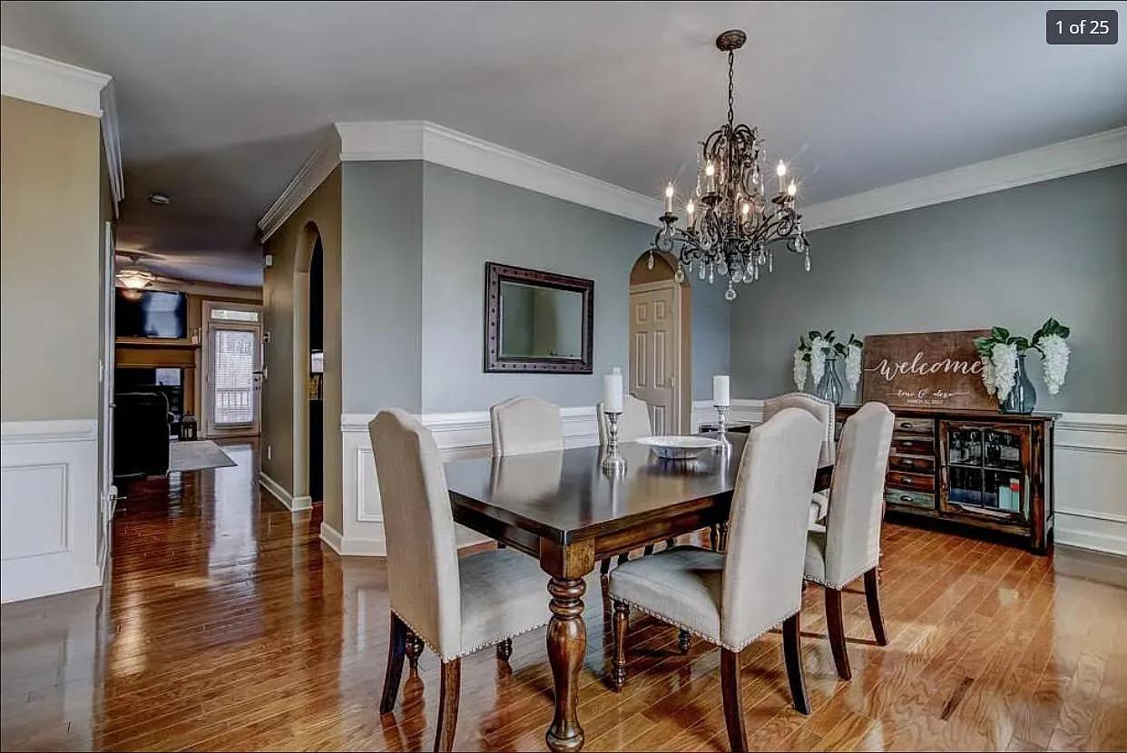 3 bed, 2500 sqft, $3,600 — Photo 2