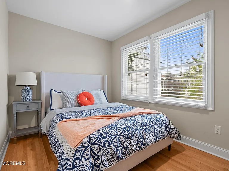 5 Shrewsbury Way — Photo 33