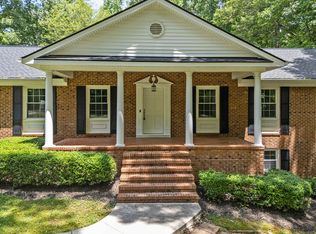 3204 Manor Ridge Dr, Raleigh, NC 27603