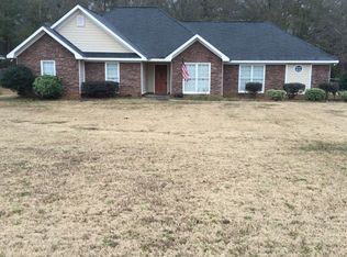 261 Owens Rd, Fort Mitchell, AL 36856