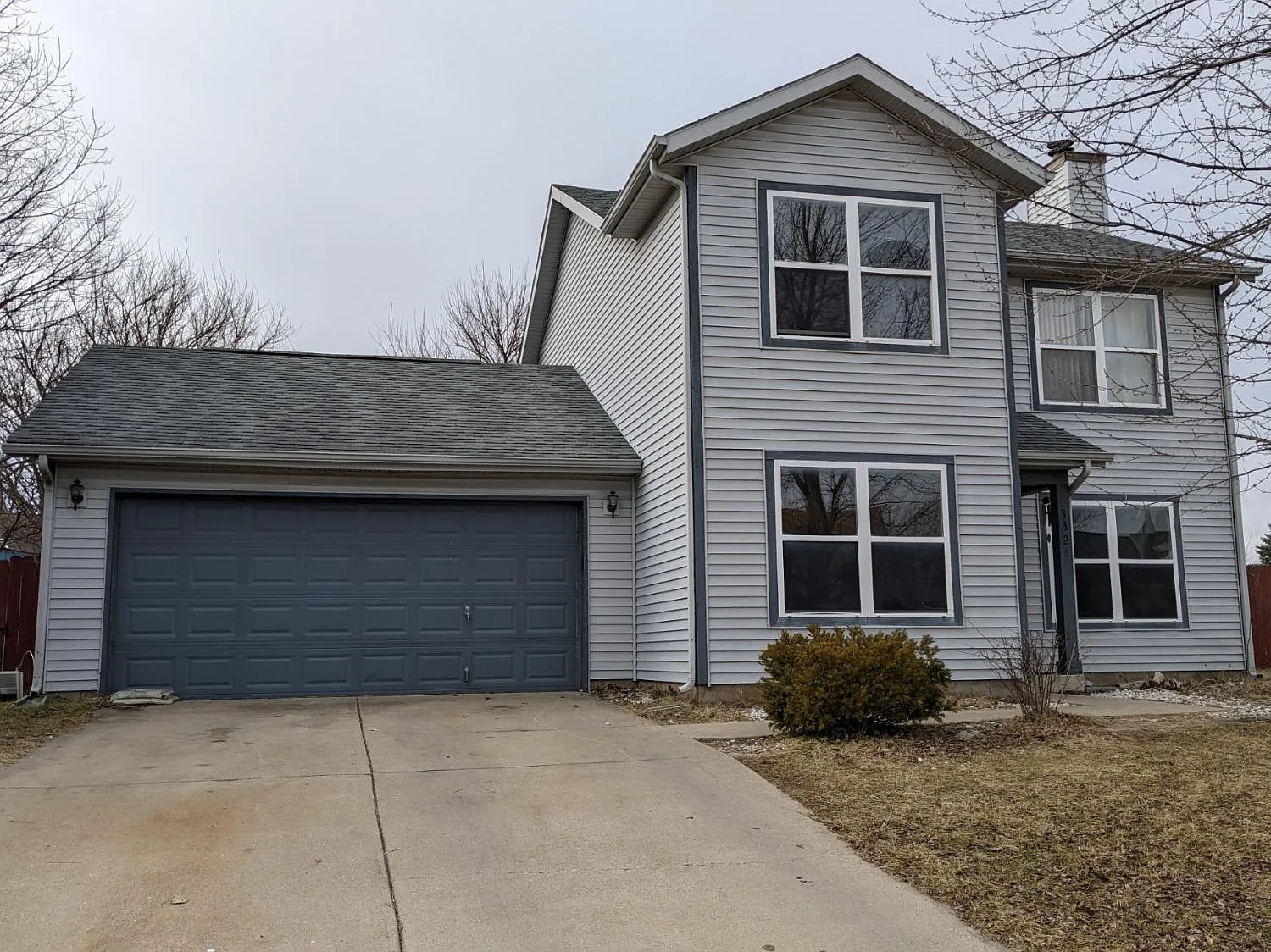 3326 Trafalgar Ct photo 1