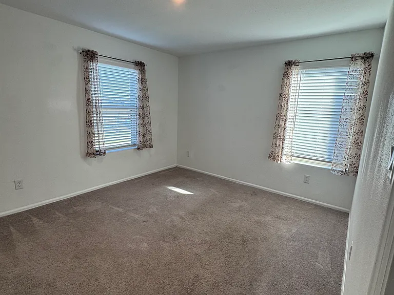 458 Maple Bend Ln — Photo 23
