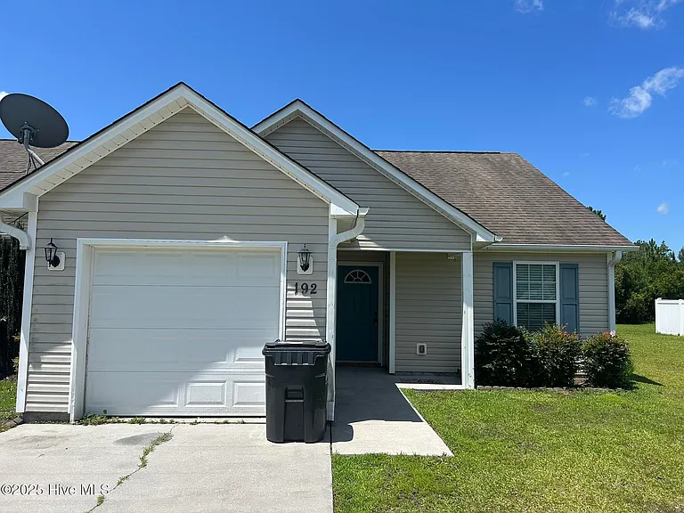 192 Pine Hollow Rd — Photo 1