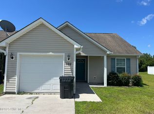 192 Pine Hollow Rd, Holly Ridge, NC 28445