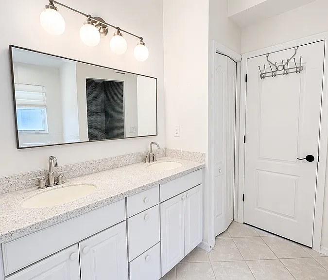 12857 Dresden Ct — Photo 16