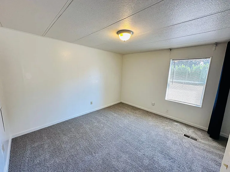 14014 NE 70th Ave — Photo 21