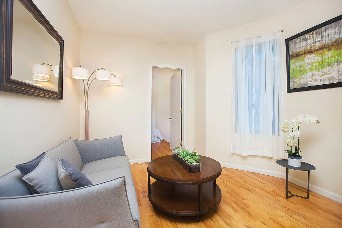 2082 Fredrick Douglass Blvd #1B photo 1