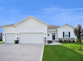4701 172nd Way, Urbandale, IA 50323